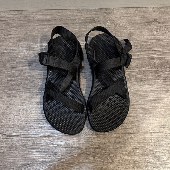 Chaco Black Women's Sandals - Picture 1 of 3